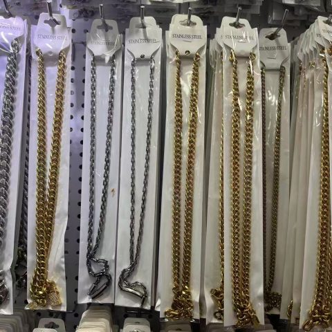 Gold Silver Stainless Steel Cuban Link Necklaces Unisex Hip Hop Stackable Waterproof Jewelry